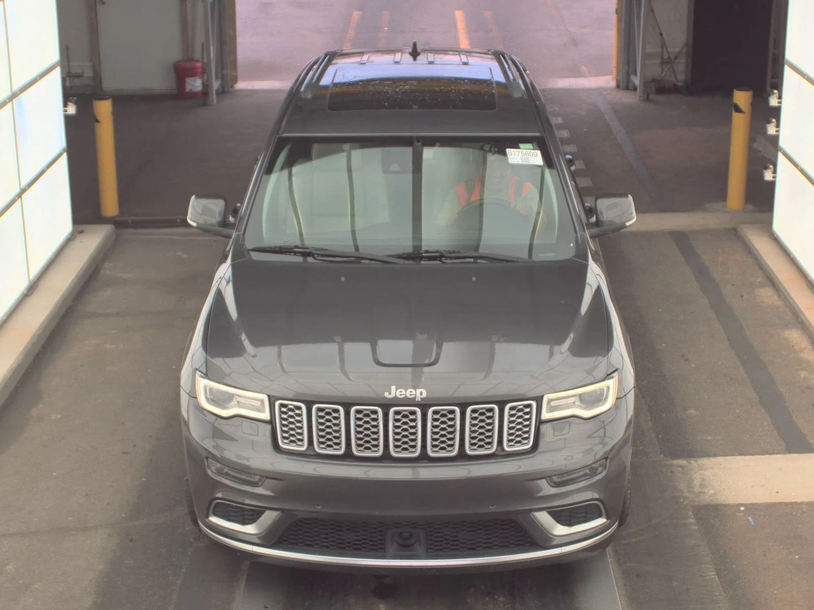 Jeep Grand cherokee 2018 Jeep Grand Cherokee Summit - изображение 2