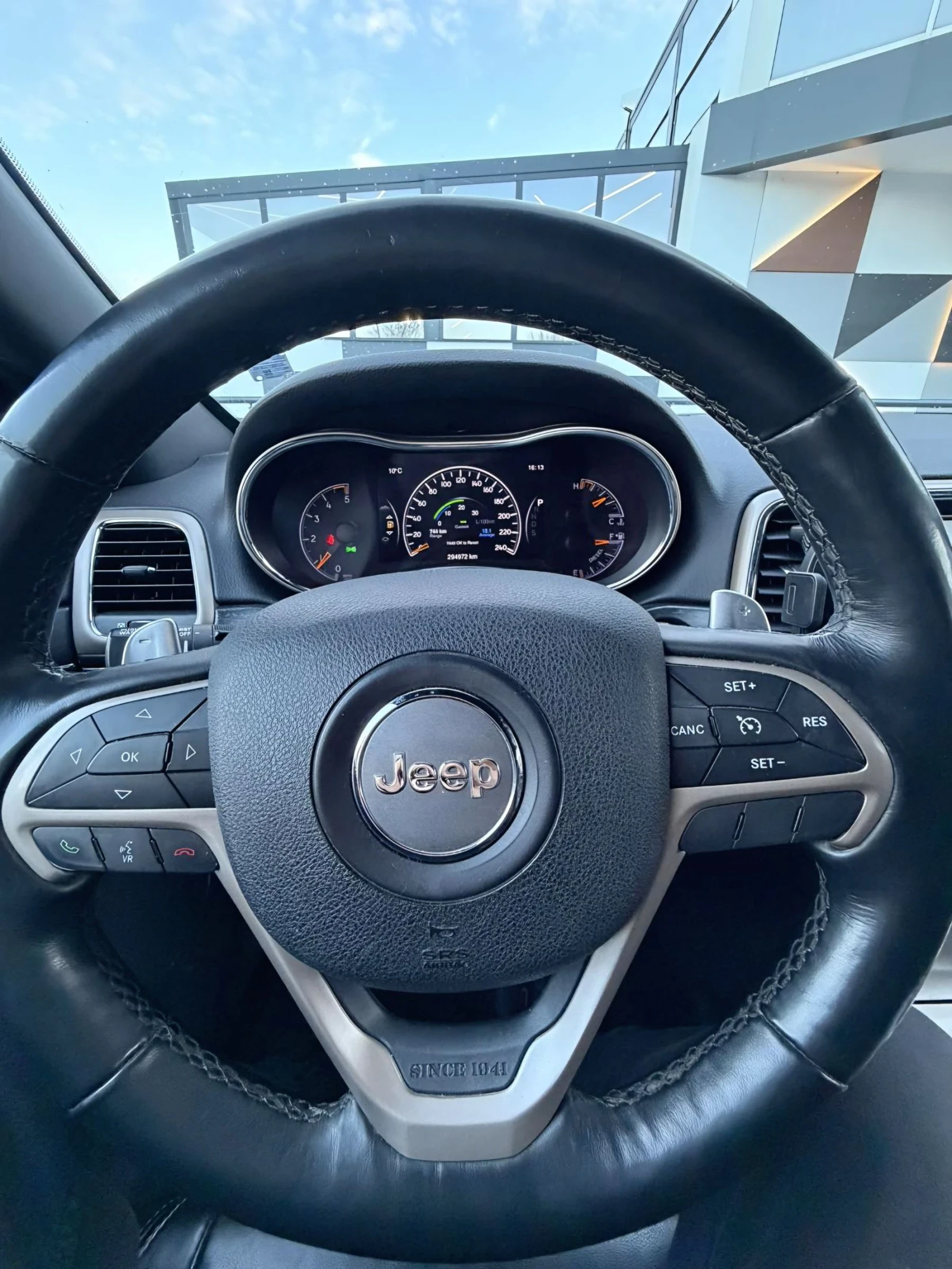 Jeep Grand cherokee, снимка 11 - Автомобили и джипове - 54058974