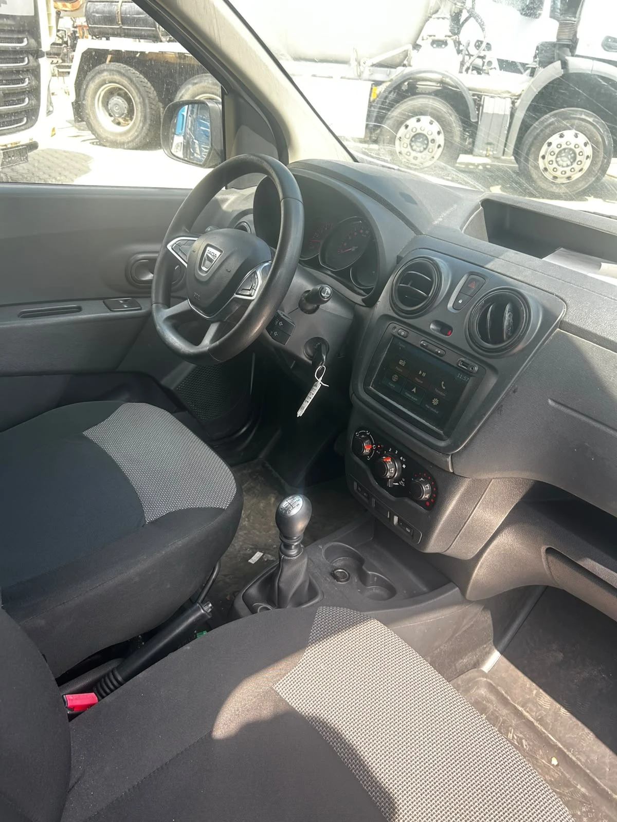 Dacia Duster 1.5 dci | Mobile.bg � ����������� 13