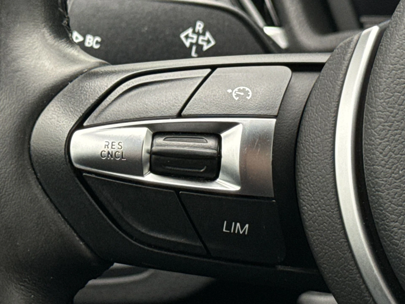 BMW X1 xDrive25e Leather LED Navi | Mobile.bg � ����������� 11