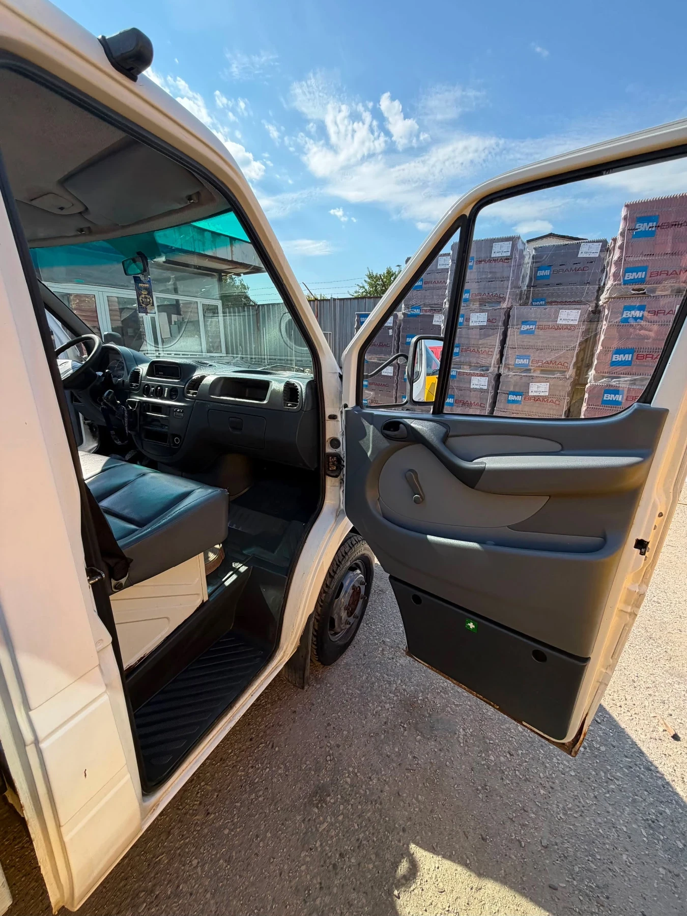 Mercedes-Benz Sprinter 413, снимка 7 - Бусове и автобуси - 56130510
