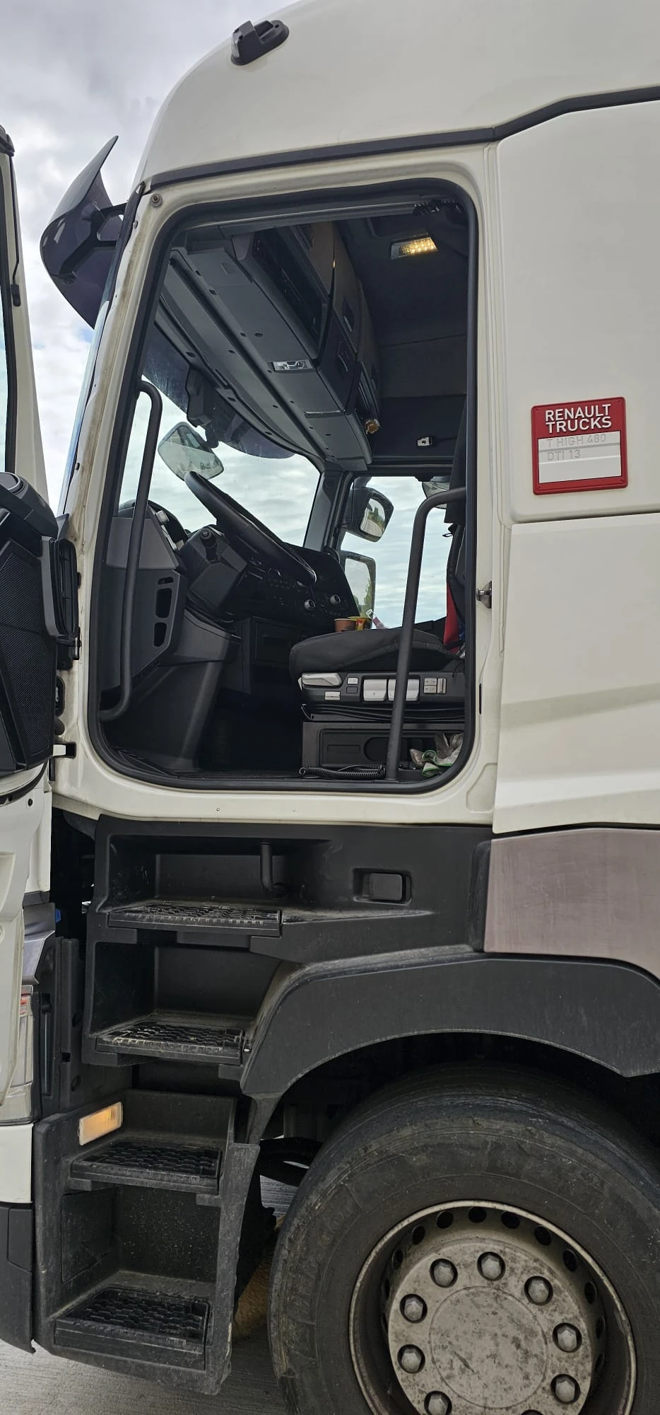Renault T 480 - изображение 6