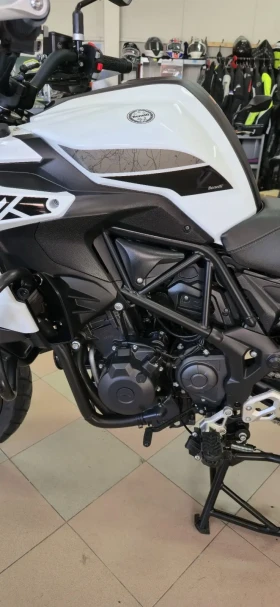 Обява за продажба на Benelli 500 TRK 502 X ABS ! Като нов ! Лизинг !!! ~8 300 лв. - изображение 11