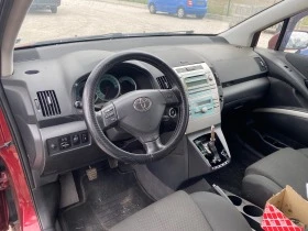 Toyota Corolla verso 2.2 D4D, снимка 5