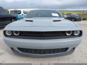 Dodge Challenger SXT - [14] 