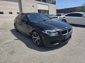 BMW M5  * CARFAX * ДИСТРОНИК * ВТОРИ КОМПЛЕКТ ДЖАНТИ, снимка 15