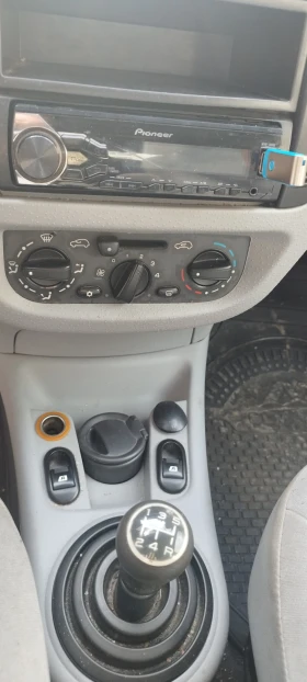 Citroen C3 - 1400 € / 2738.16 лв. - 18039047 2