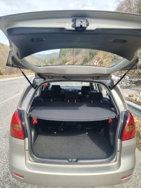 Toyota Corolla verso | Mobile.bg � ����� ������ 15