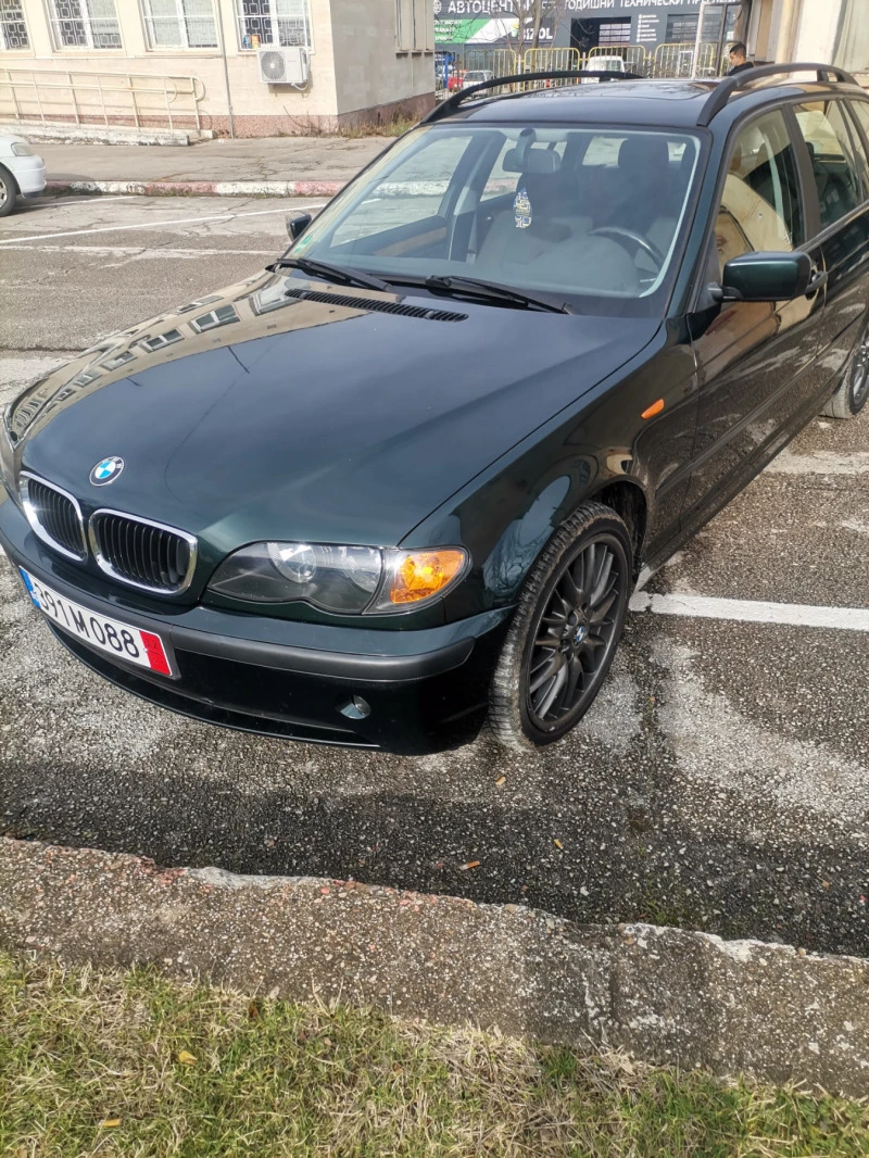 BMW 318 Уникат, снимка 1 - Автомобили и джипове - 47617925