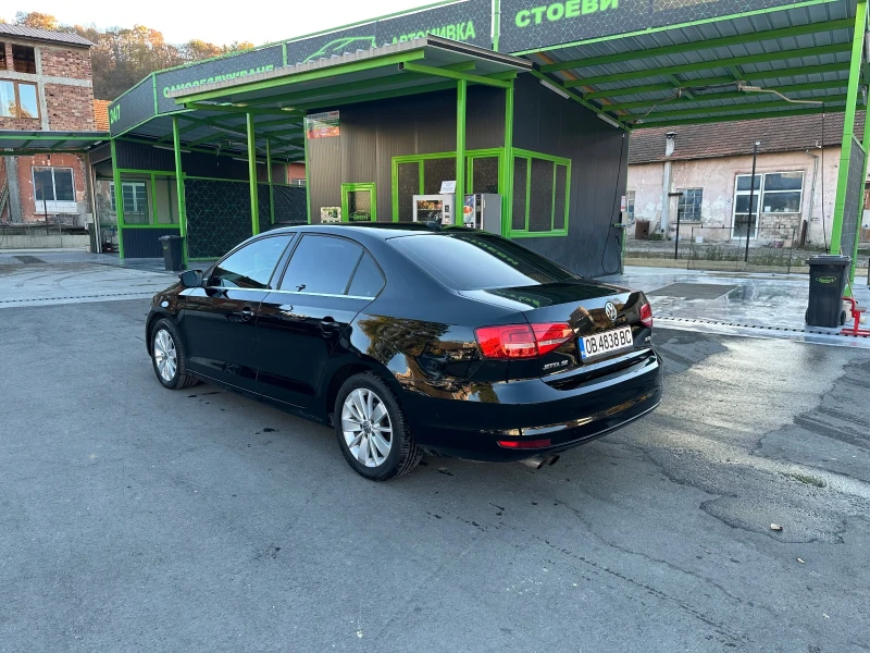 VW Jetta Jetta SE 1.8, снимка 5 - Автомобили и джипове - 48353084