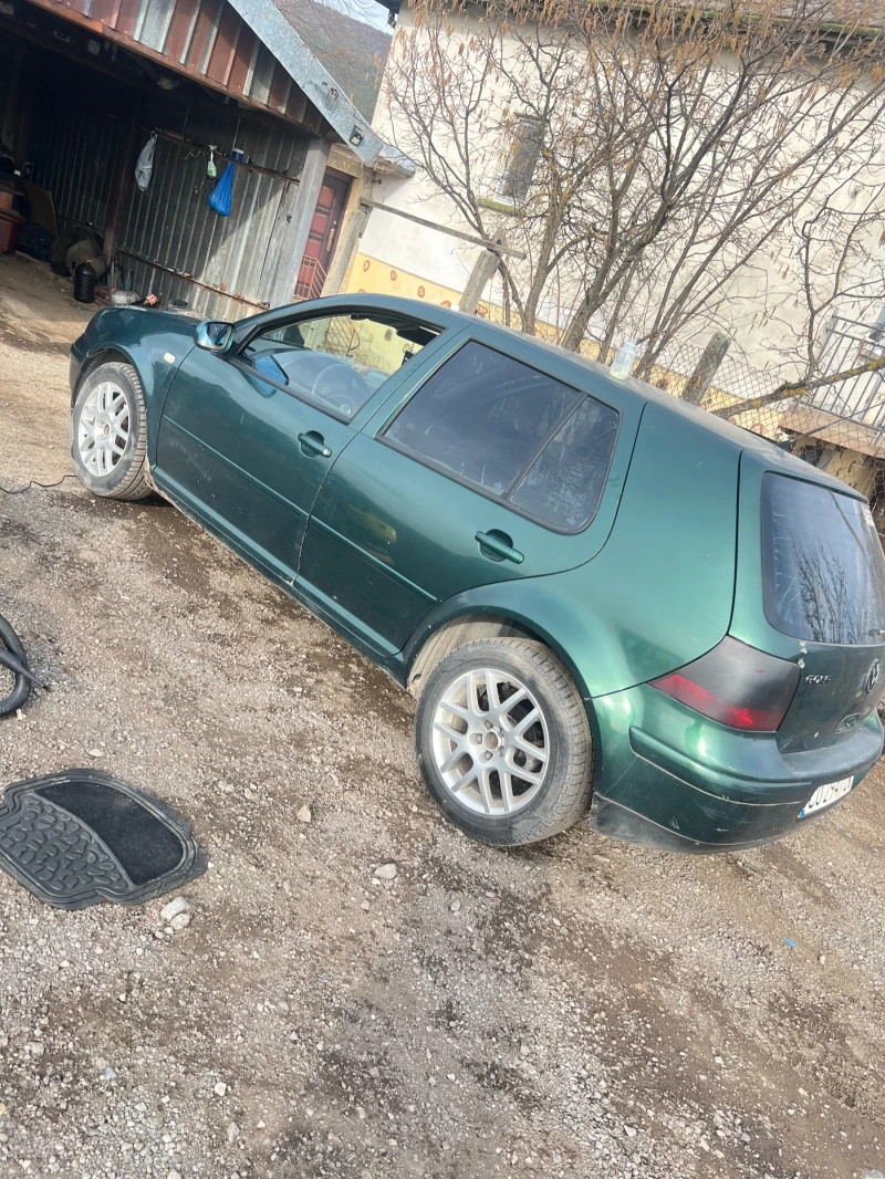 VW Golf, снимка 2 - Автомобили и джипове - 49565914