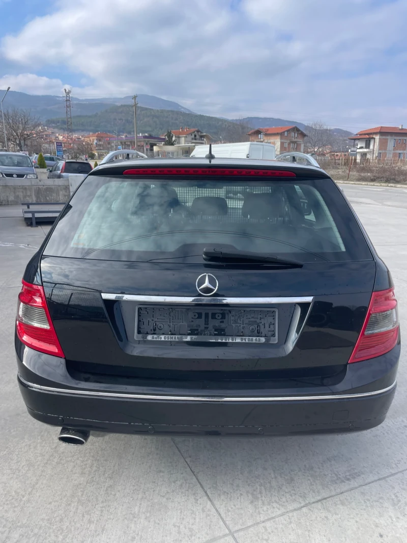 Mercedes-Benz C 200 * Avangarde* Navi* , снимка 7 - Автомобили и джипове - 49105972