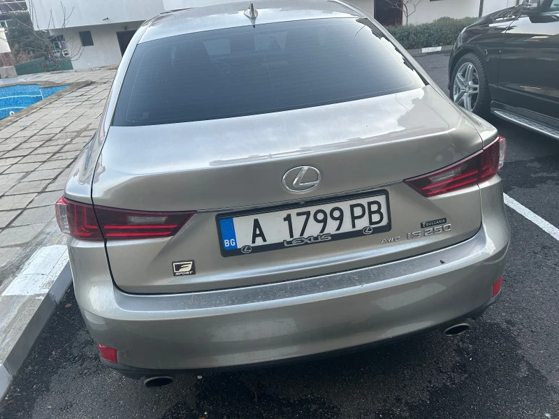 Lexus IS 250 F Sport AWD, снимка 4 - Автомобили и джипове - 52032446