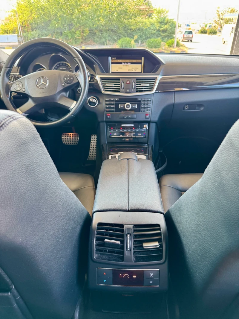 Mercedes-Benz E 350 CDI Avantgarde Bi-xenon Подгрев Памет, снимка 15 - Автомобили и джипове - 52367952