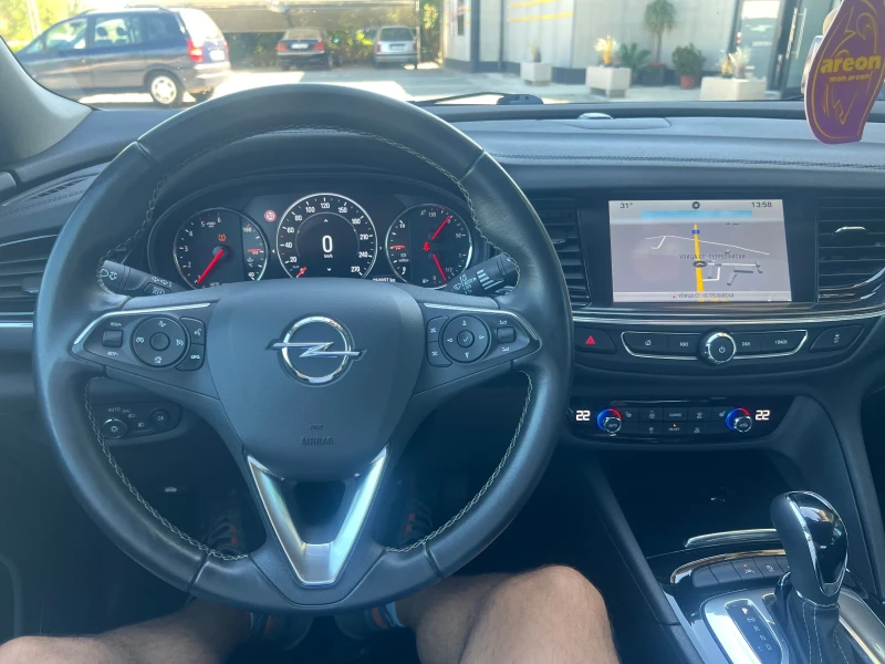 Opel Insignia 2.0 170 лед дигитал автомат, снимка 15 - Автомобили и джипове - 52362118