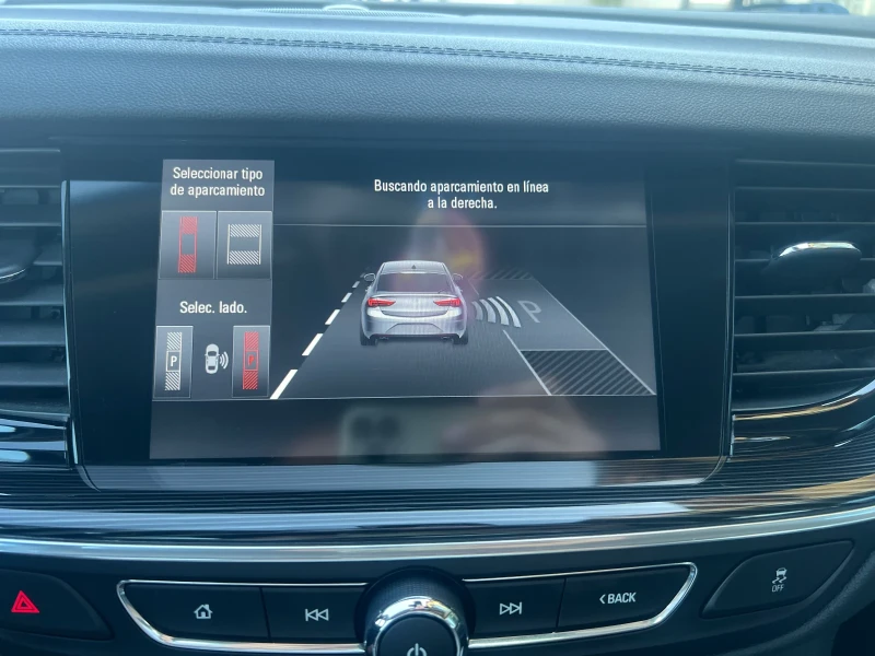 Opel Insignia 2.0 170 лед дигитал автомат, снимка 13 - Автомобили и джипове - 52362118