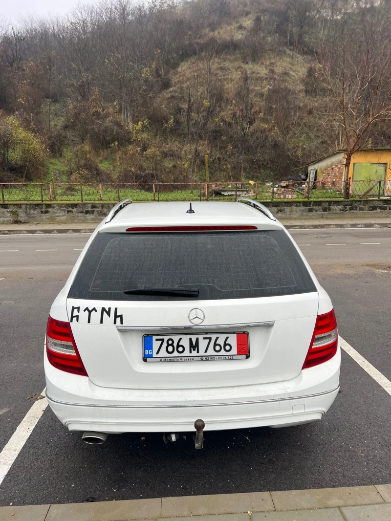 Mercedes-Benz C 220, снимка 4 - Автомобили и джипове - 52827922