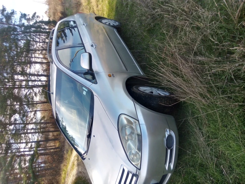 Toyota Avensis verso Ван, снимка 4 - Автомобили и джипове - 52848985