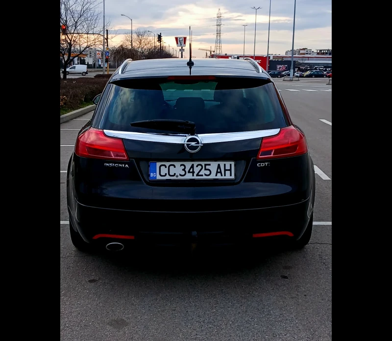 Opel Insignia 2.0 CDTi * * * КОЖА* * * ЕВРО 5, снимка 9 - Автомобили и джипове - 53129660
