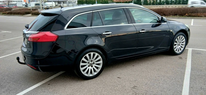 Opel Insignia 2.0 CDTi * * * КОЖА* * * ЕВРО 5, снимка 4 - Автомобили и джипове - 53129660