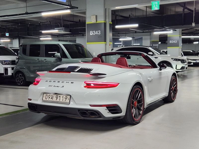 Porsche 911 Turbo S Cabriolet| 560�.�.| ���.��������� | Mobile.bg � ����������� 3