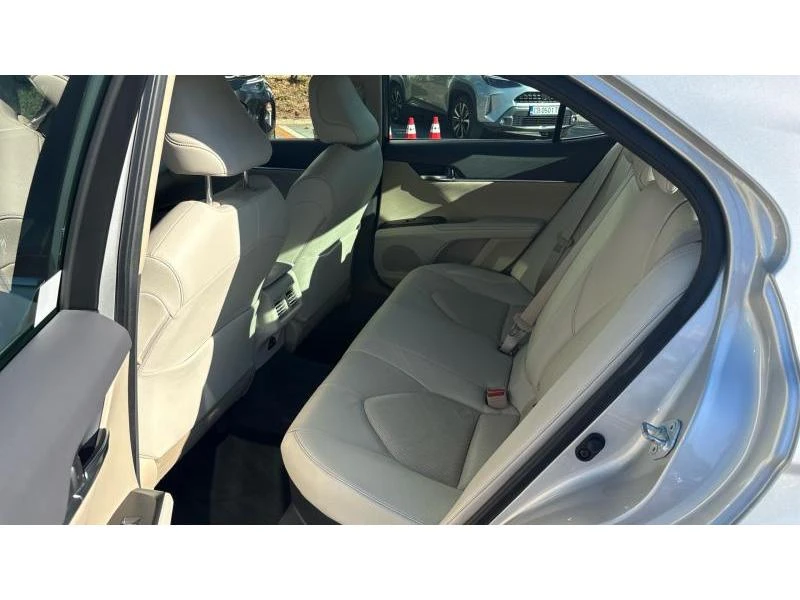 Toyota Camry 2.5HSD ELEGANCE, снимка 11 - Автомобили и джипове - 56159123