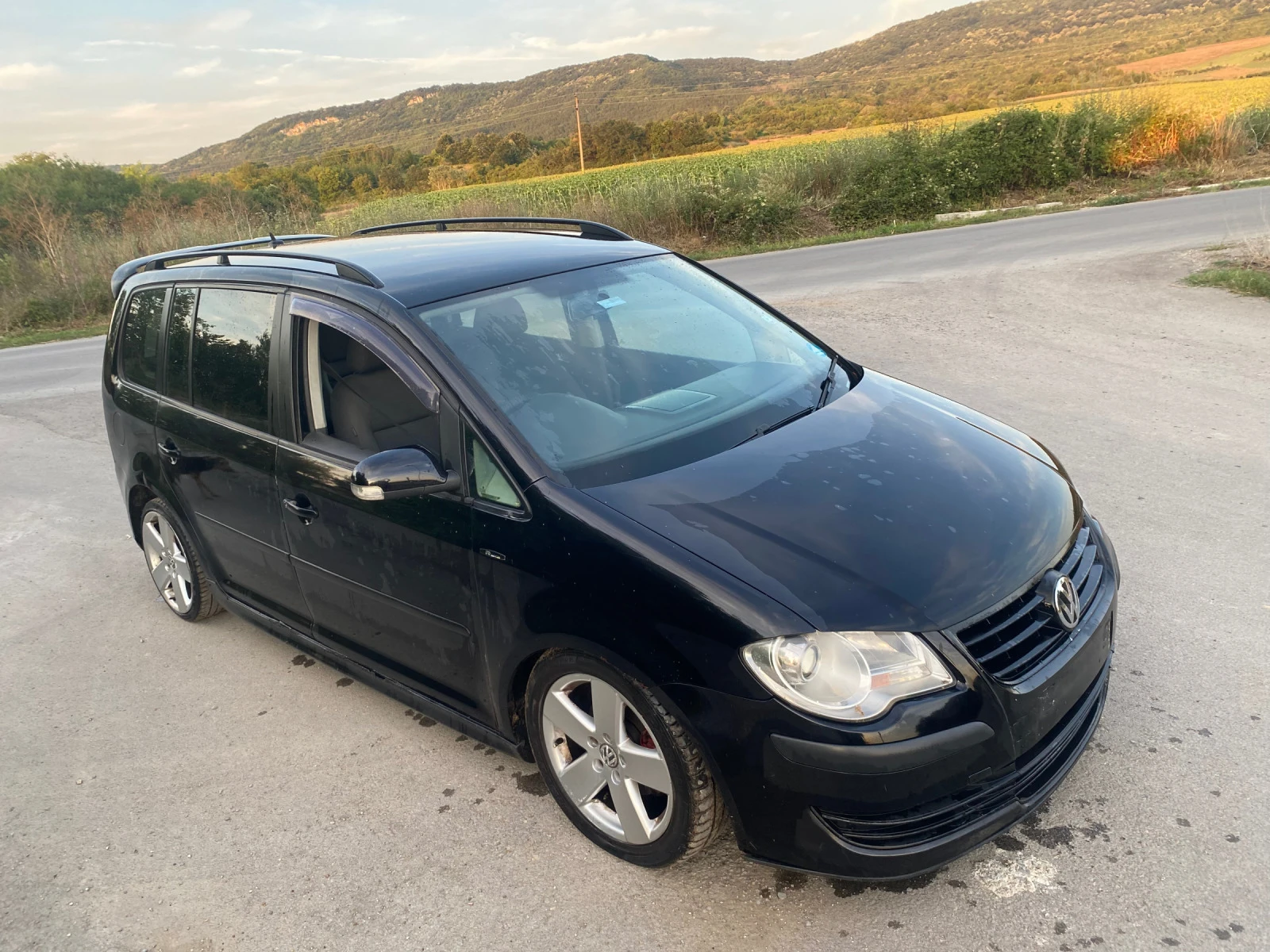 VW Touran  - изображение 4