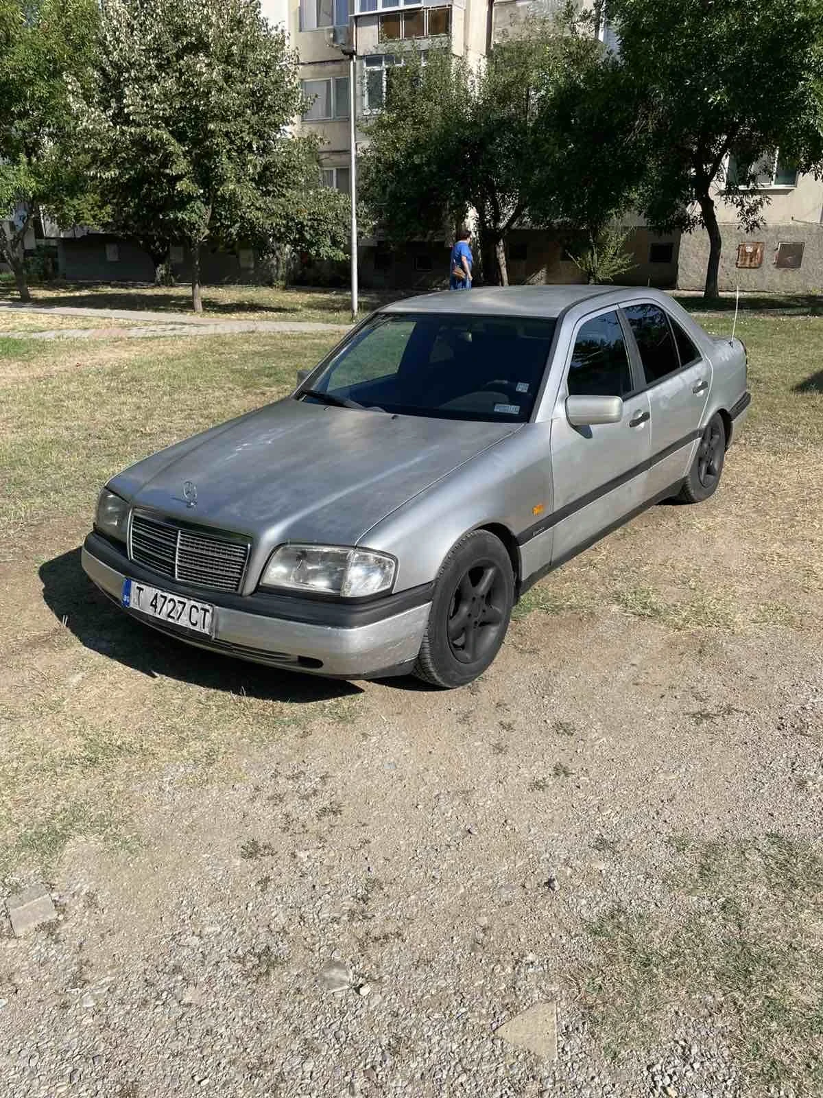 Mercedes-Benz C 180  - изображение 3
