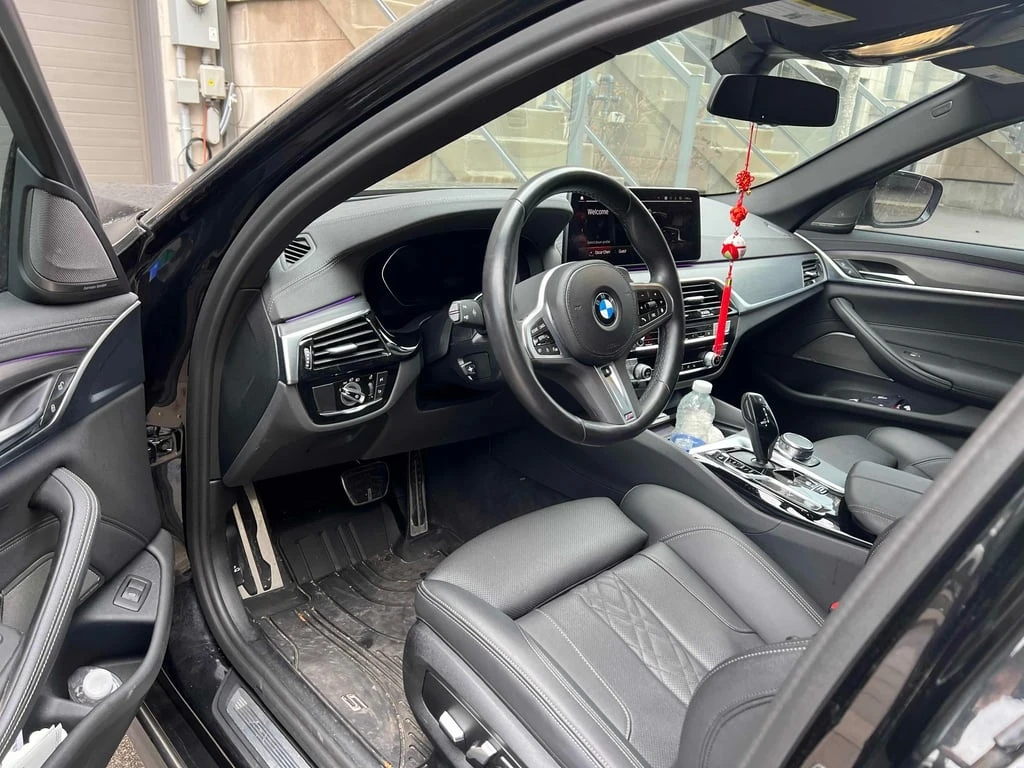 BMW 530 i xDrive 2022 * CARFAX * БЕЗ ПЪРВОНАЧАЛНА ВНОСКА - изображение 7