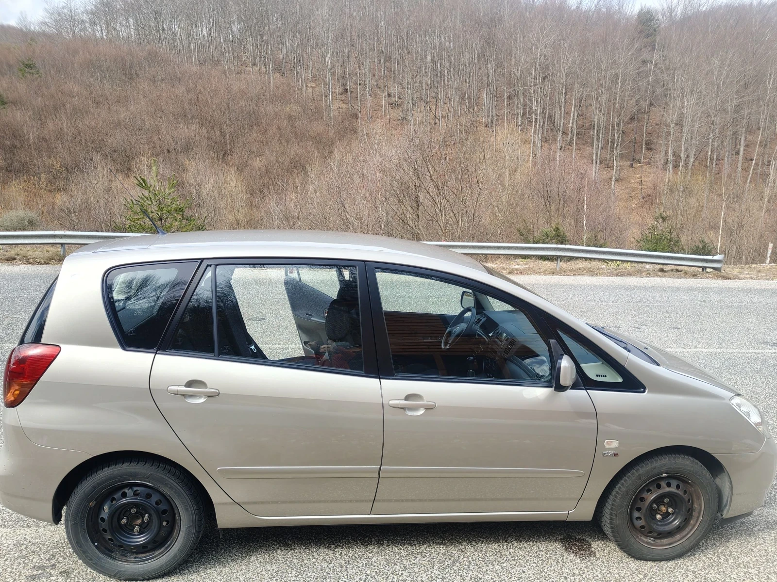 Toyota Corolla verso | Mobile.bg � ����������� 8