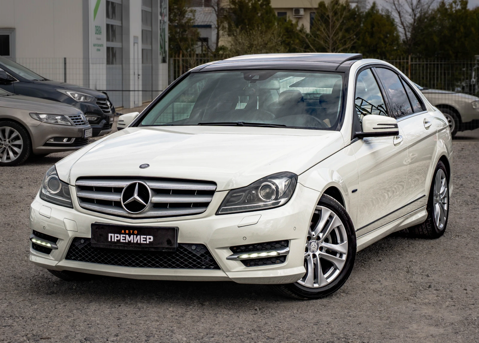 Mercedes-Benz C 200 АMG-PACK-ПЕРФЕКТНО СЪСТОЯНИЕ-РЕАЛНИ КМ!