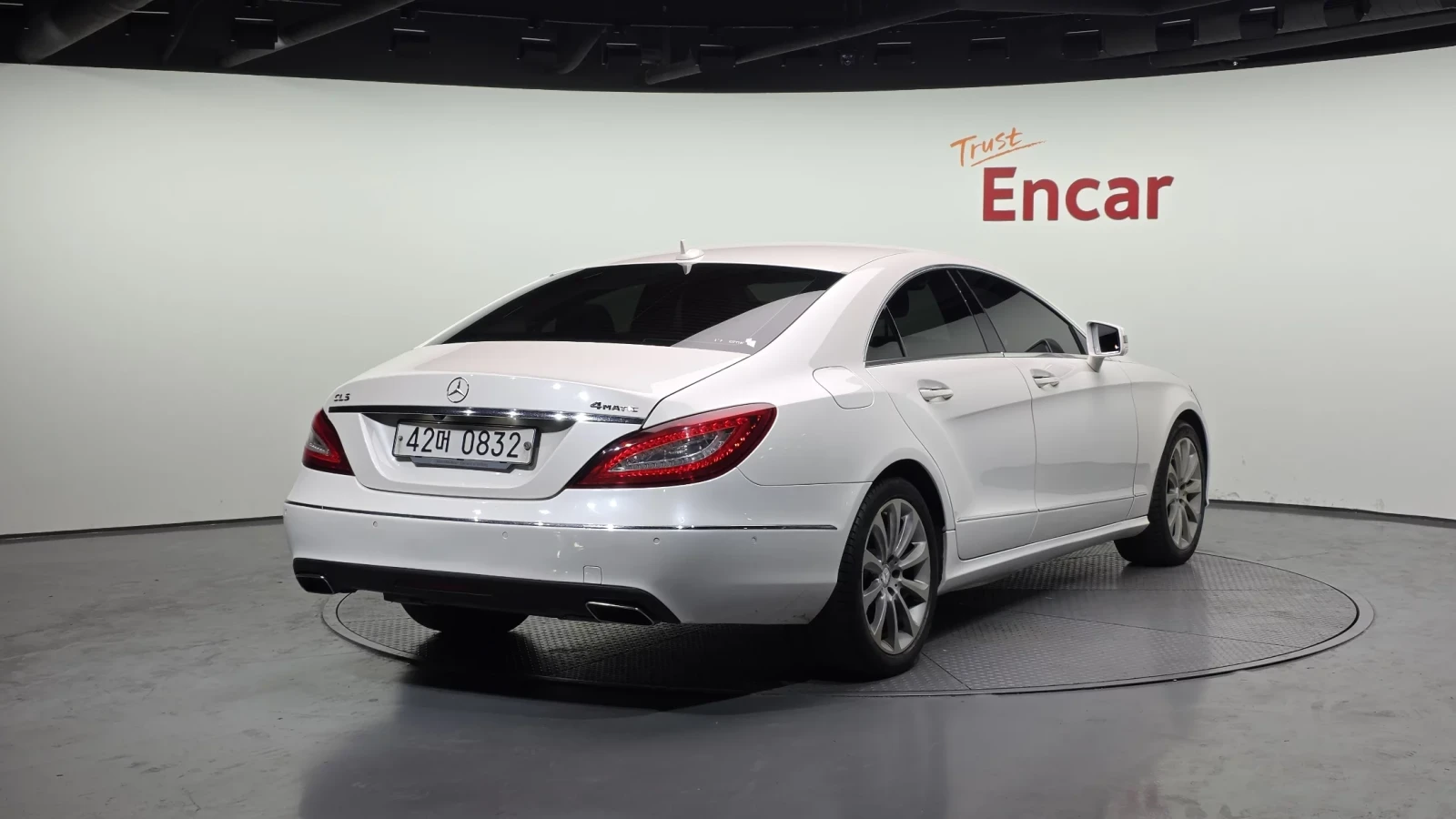 Mercedes-Benz CLS 250 * 360 * ПОДГРЕВИ * 4MATIC * ЛЮК, снимка 3 - Автомобили и джипове - 54509471