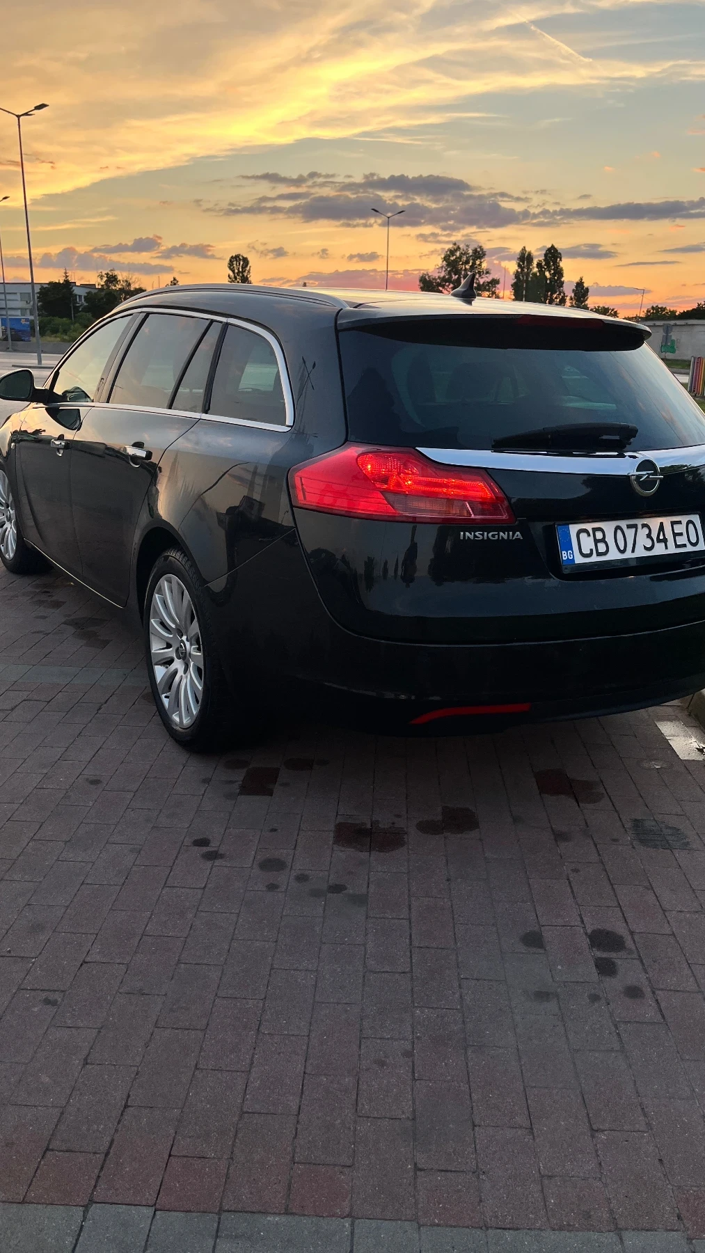 Opel Insignia, снимка 3 - Автомобили и джипове - 54877372