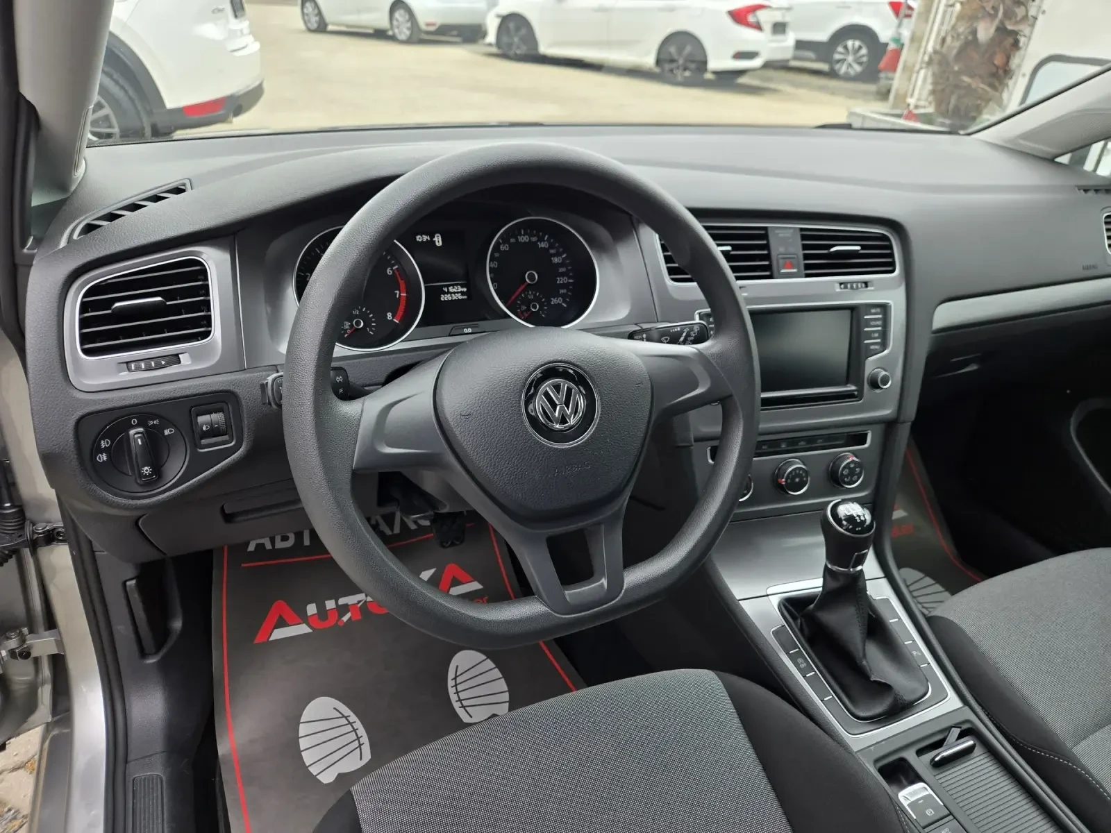 VW Golf 1.4TGI-110кс= ФАБРИЧЕН МЕТАН= АВТОПИЛОТ= СЕРВ.ИСТО, снимка 8 - Автомобили и джипове - 54891450