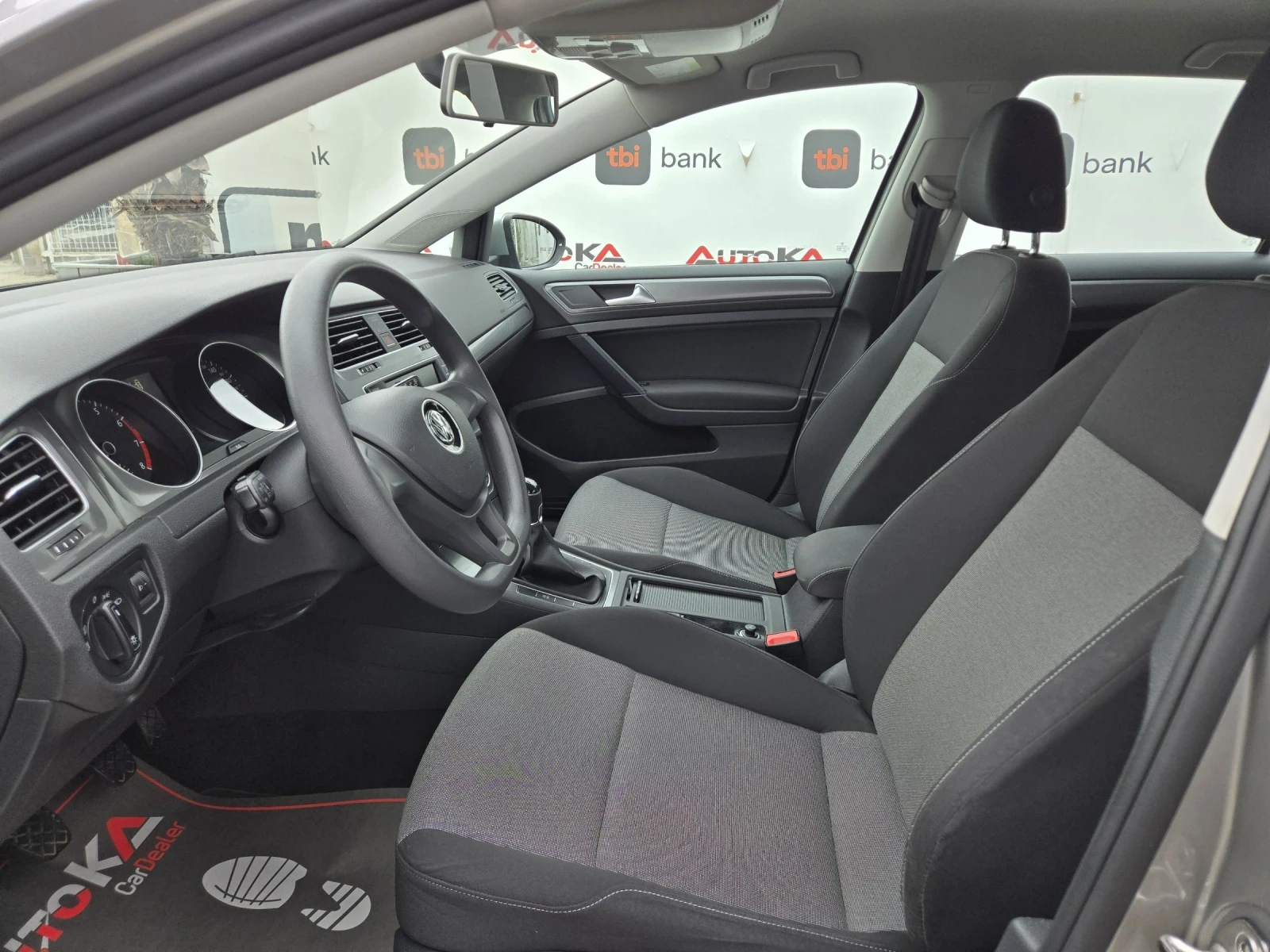 VW Golf 1.4TGI-110кс= ФАБРИЧЕН МЕТАН= АВТОПИЛОТ= СЕРВ.ИСТО, снимка 7 - Автомобили и джипове - 54891450