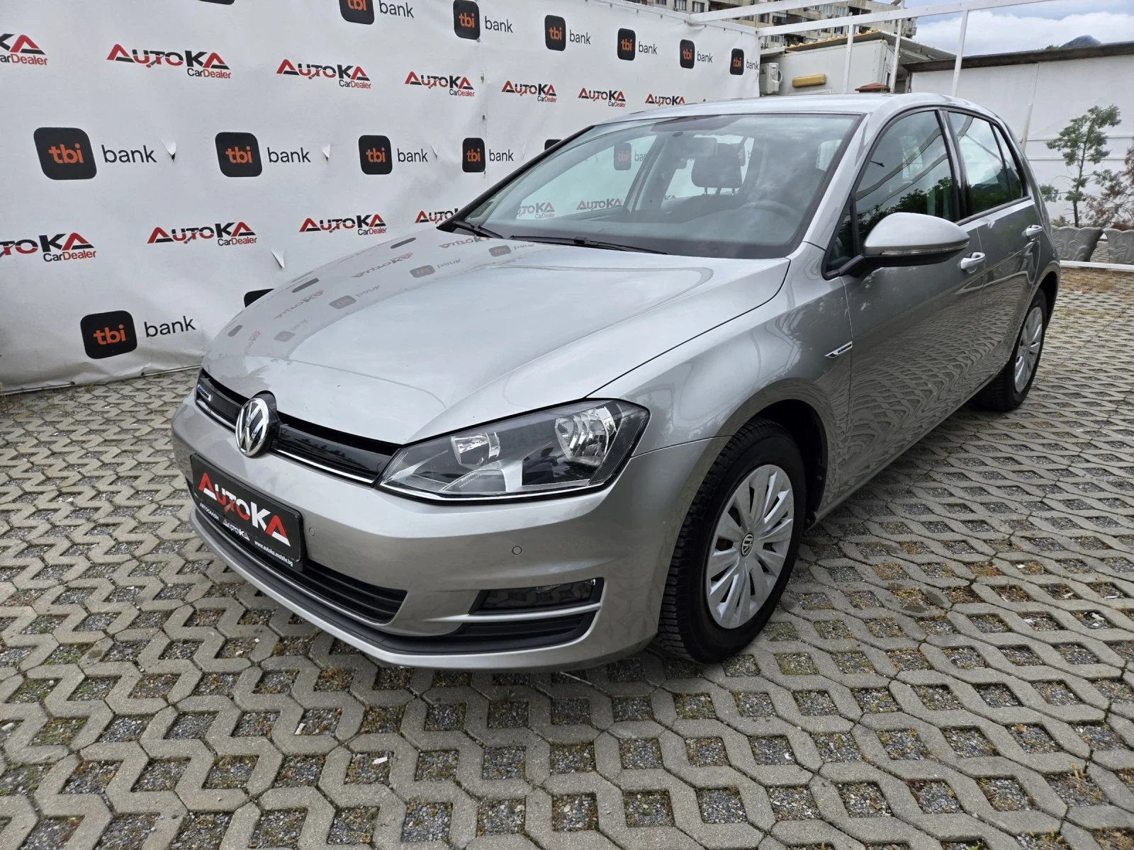 VW Golf 1.4TGI-110кс= ФАБРИЧЕН МЕТАН= АВТОПИЛОТ= СЕРВ.ИСТО, снимка 6 - Автомобили и джипове - 54891450