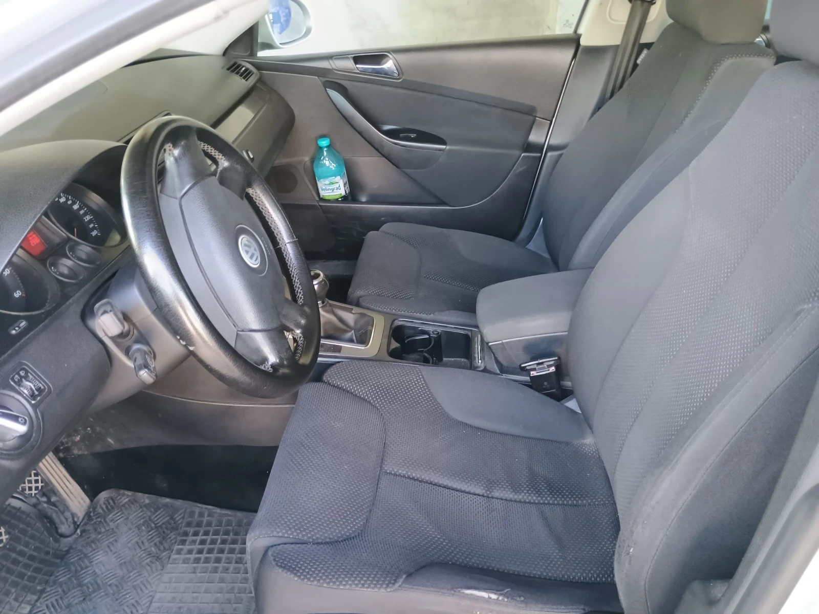 VW Passat 2.0tdi, снимка 9 - Автомобили и джипове - 55085598