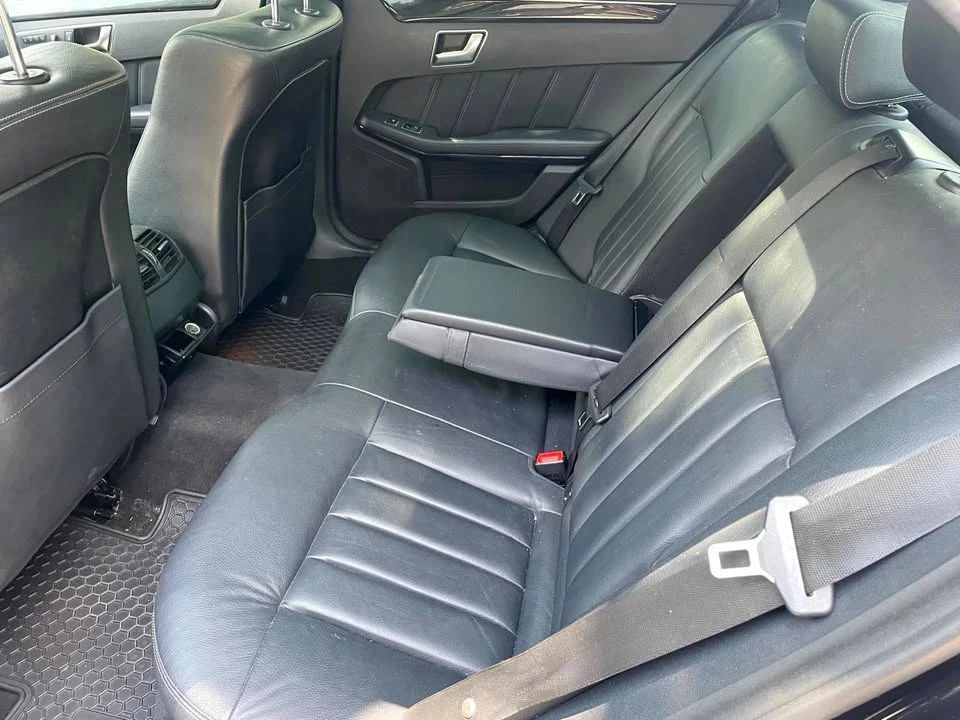 Mercedes-Benz E 400 * CARFAX * NAVi * ОПЦИЯ ЗА ФИНАНСИРАНЕ * , снимка 8 - Автомобили и джипове - 55221518