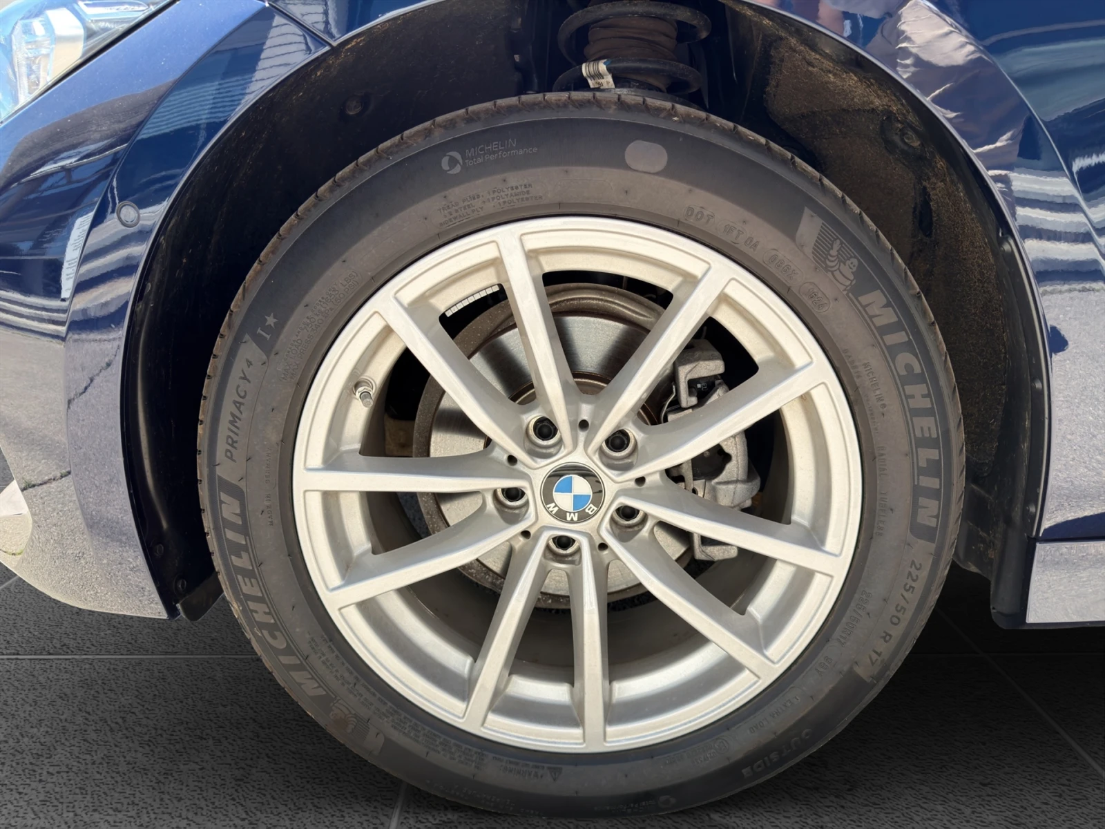 BMW 318 Sedan (MX), снимка 5 - Автомобили и джипове - 55280220