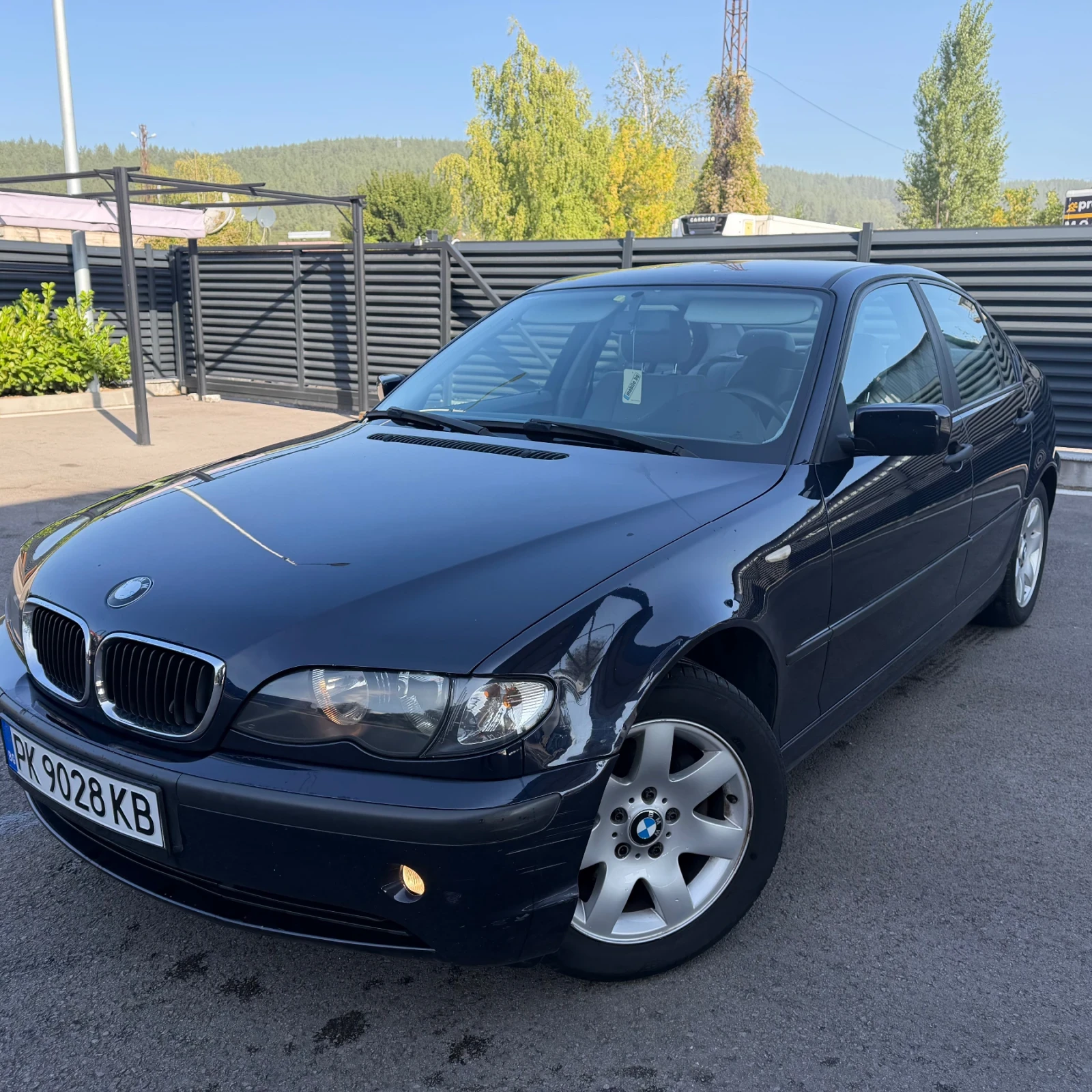 BMW 320 1.8i 143кс - 140 000 км