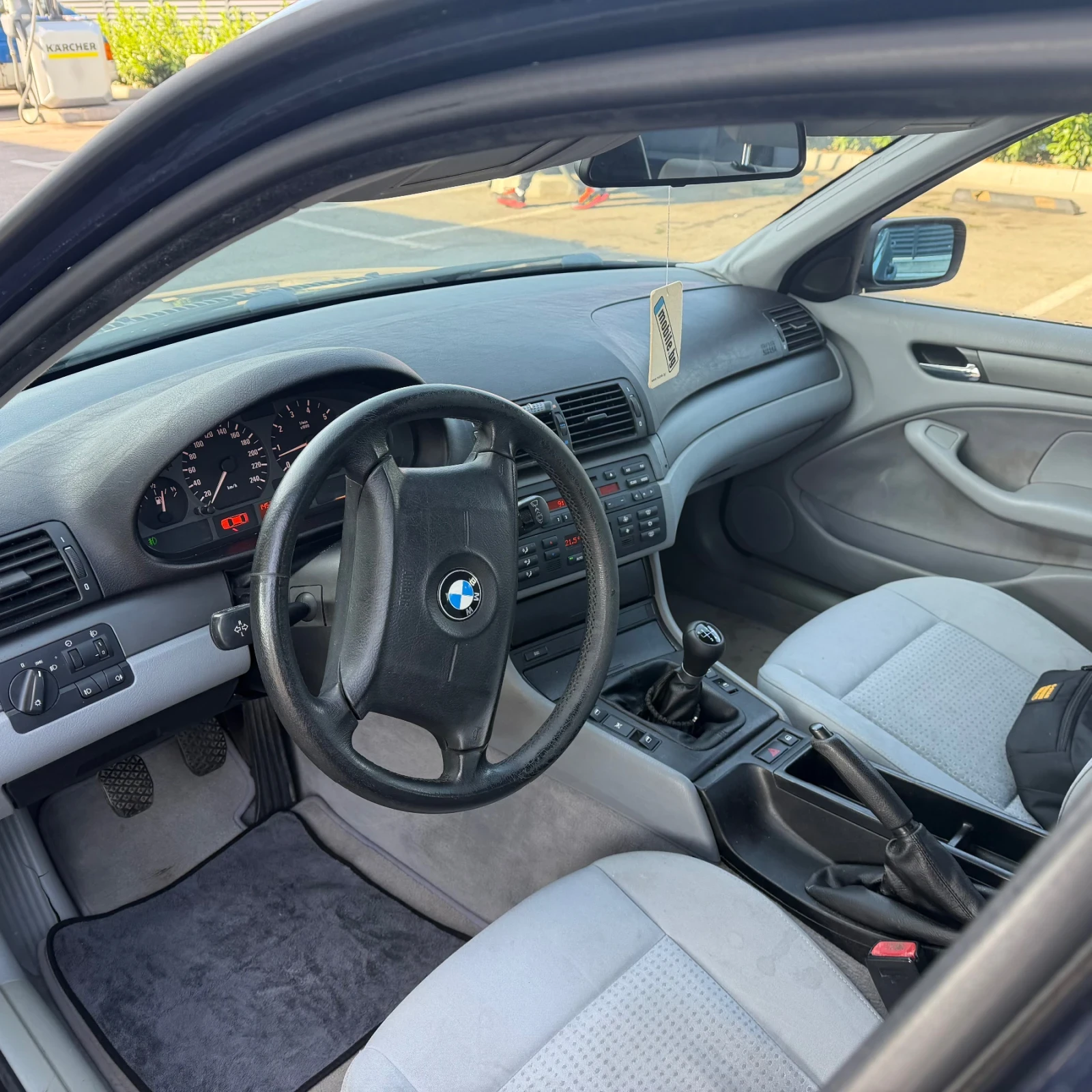 BMW 320 1.8i 143кс - 140 000 км, снимка 6 - Автомобили и джипове - 56066816