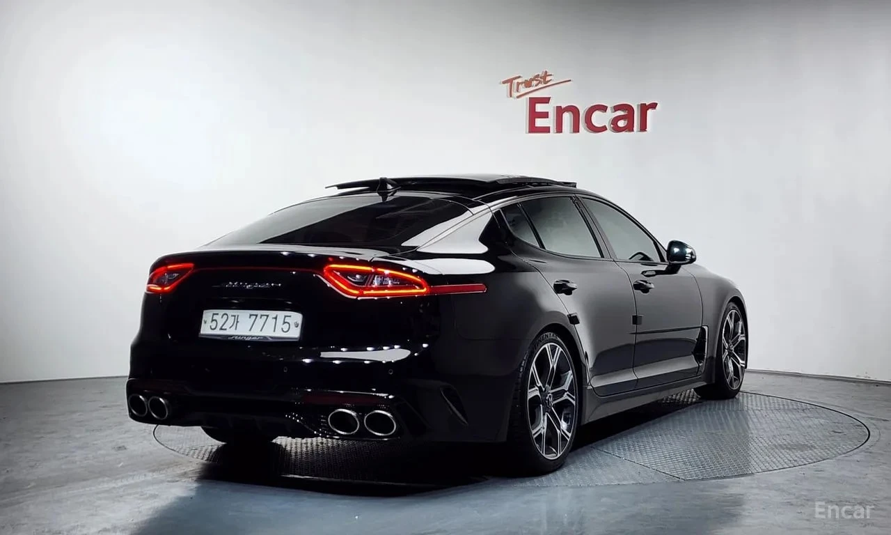 Kia Stinger 3.3 Turbo | АВТОФИНАНСИРАНЕ, снимка 2 - Автомобили и джипове - 56122346