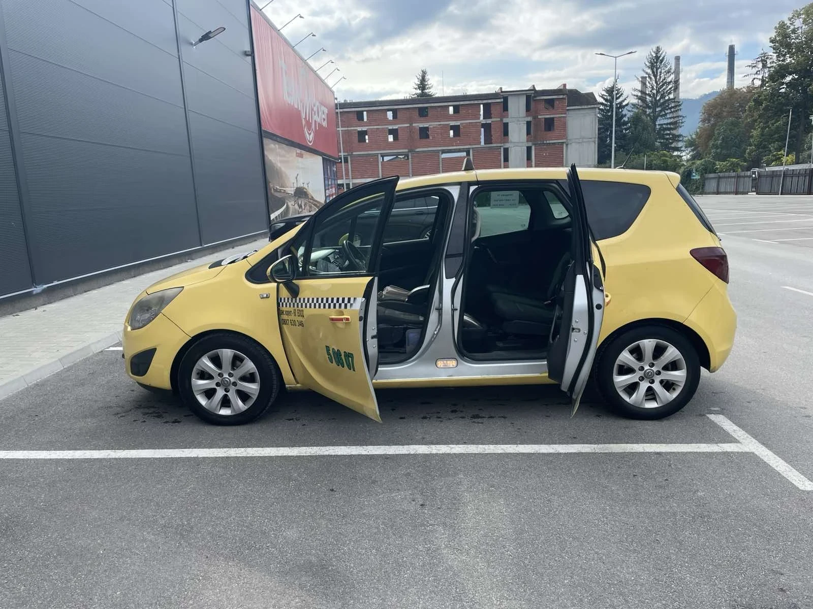 Opel Meriva, снимка 7 - Автомобили и джипове - 56292688