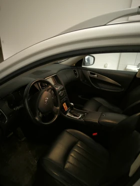 Infiniti QX30 QX 50 Закупена от Витоша ауто, реални километри, снимка 5