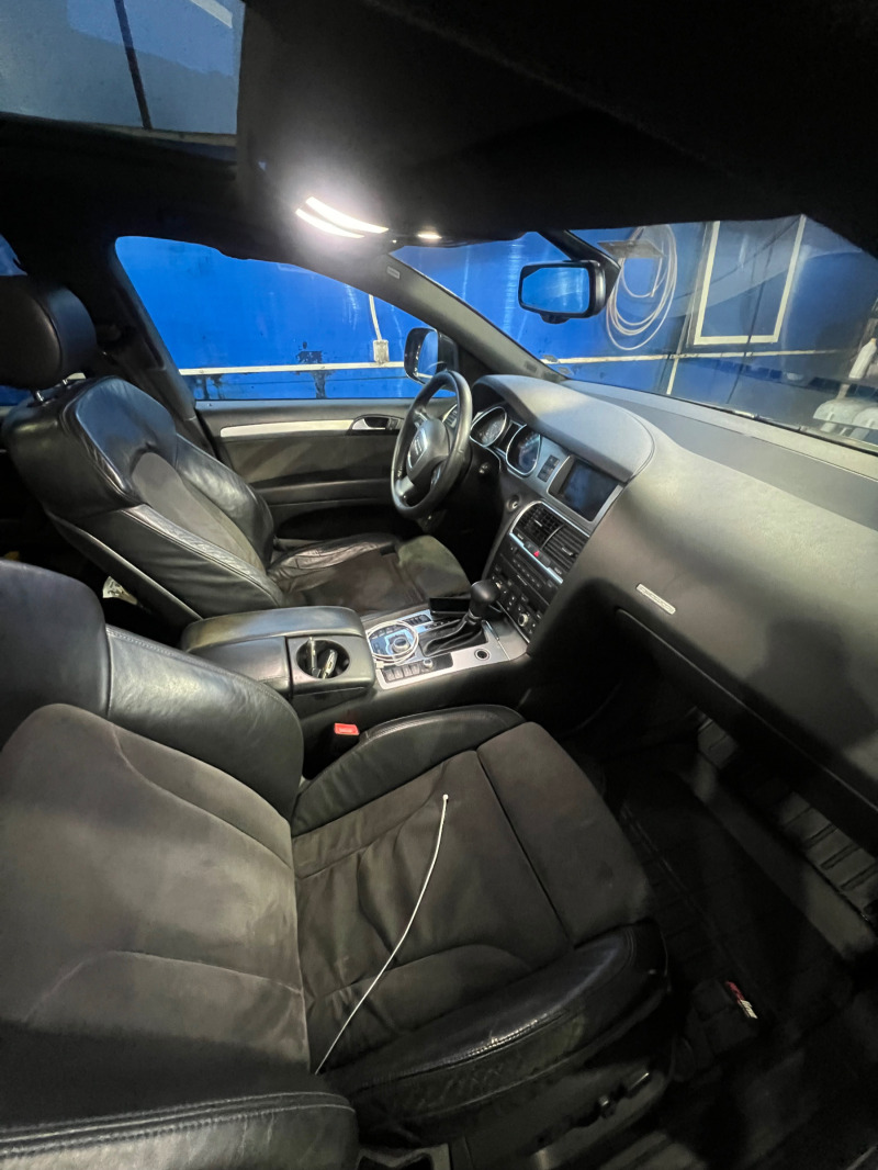 Audi Q7 3.0 , снимка 3 - Автомобили и джипове - 46081721