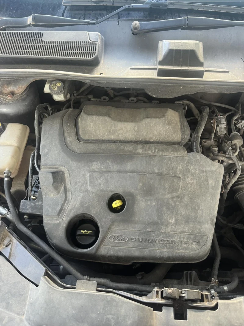 Ford Kuga, снимка 8 - Автомобили и джипове - 50444670