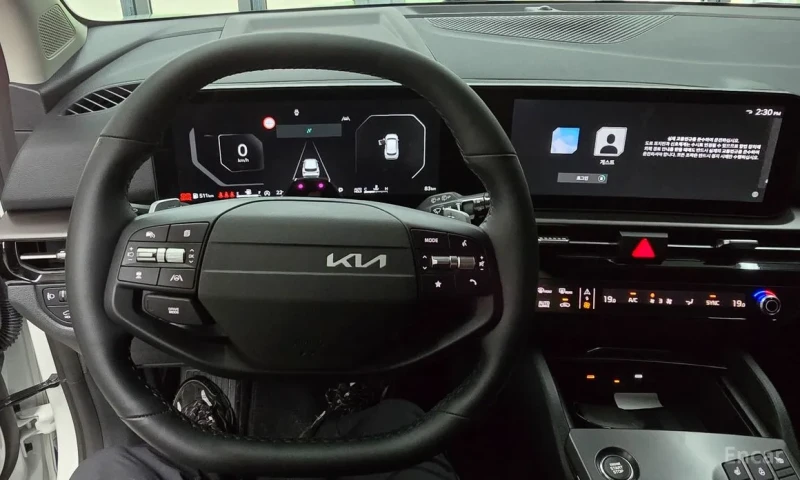 Kia Sportage 1.6 TURBO NOBLESSE* НАЙ-ДОБРА ЦЕНА В БЪЛГАРИЯ* , снимка 8 - Автомобили и джипове - 51313328