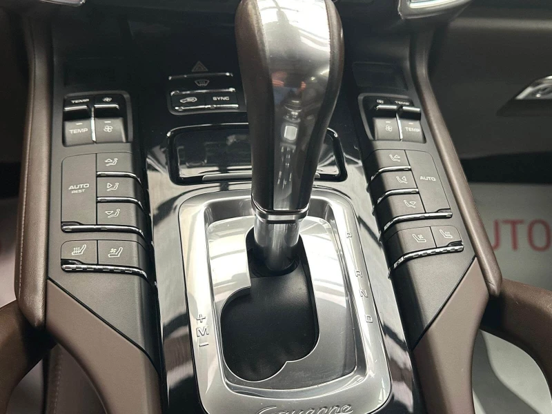 Porsche Cayenne Turbo/PDLS/RSE/Обдухване/BOSE/Sport Chrono/Панорам, снимка 15 - Автомобили и джипове - 52409564