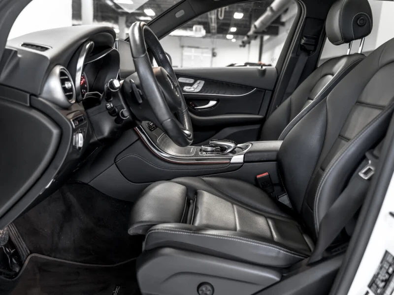 Mercedes-Benz GLC 300 ПАМЕТ* 360 CAM* ПАНОРАМА* ПОДГРЕВ* КОЖА* KEYLESS, снимка 12 - Автомобили и джипове - 52466328