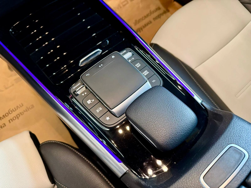 Mercedes-Benz GLA 200 AMG* 4Matic* Подгреви* Гаранция* Лизинг* , снимка 12 - Автомобили и джипове - 52495092